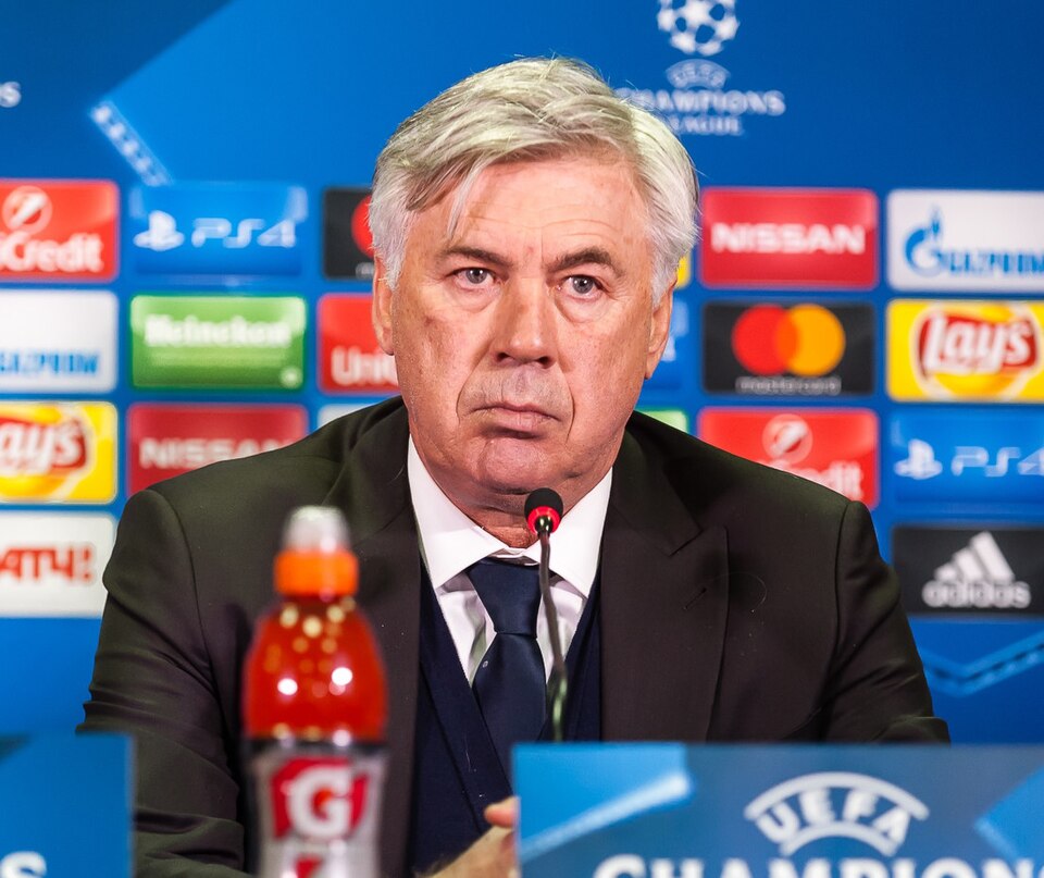 Ancelotti em coletiva de imprensa pela Champions League