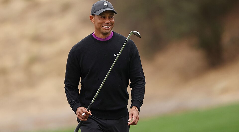 Tiger Woods durante o PNC Championship 2020, golfista mais rico da história com patrimônio de US$ 1,5 bilhão